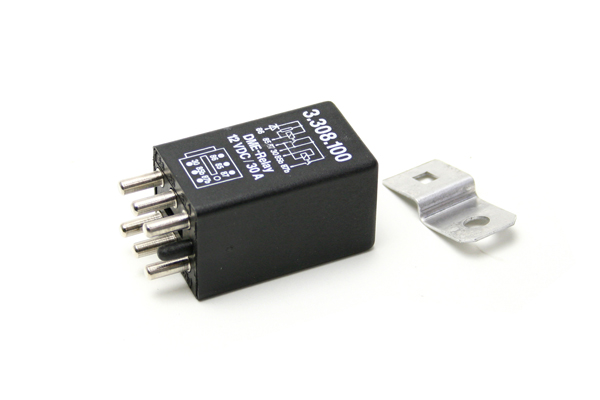 DME リレー　OEM 930 84-89